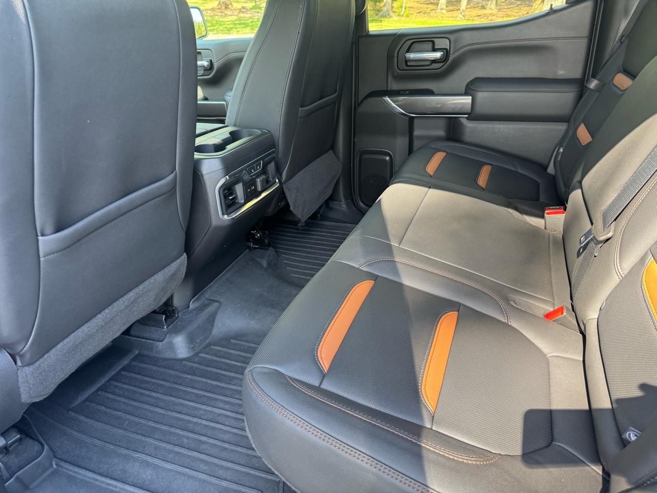 GMC Sierra 1500 4WD Crew Cab 147" AT4 2021