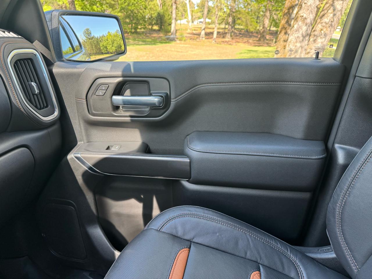 GMC Sierra 1500 4WD Crew Cab 147" AT4 2021