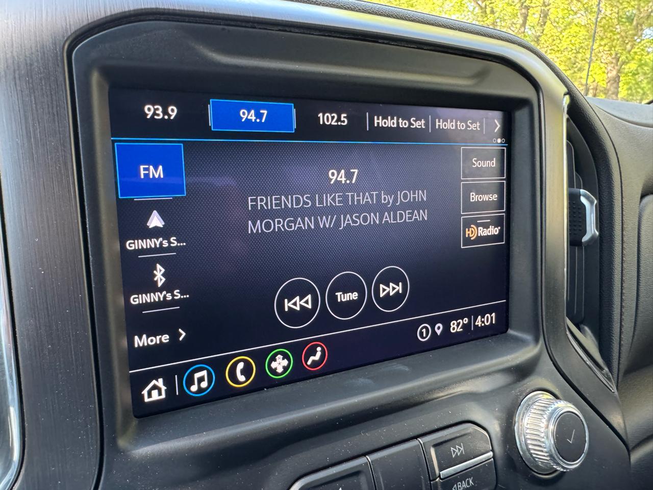 GMC Sierra 1500 4WD Crew Cab 147" AT4 2021