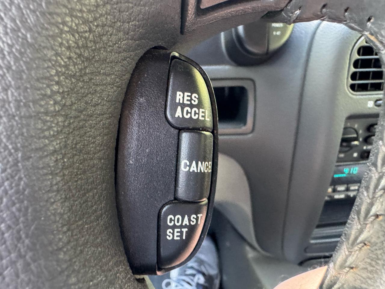 Mercury Villager Wagon 3dr LS 1995