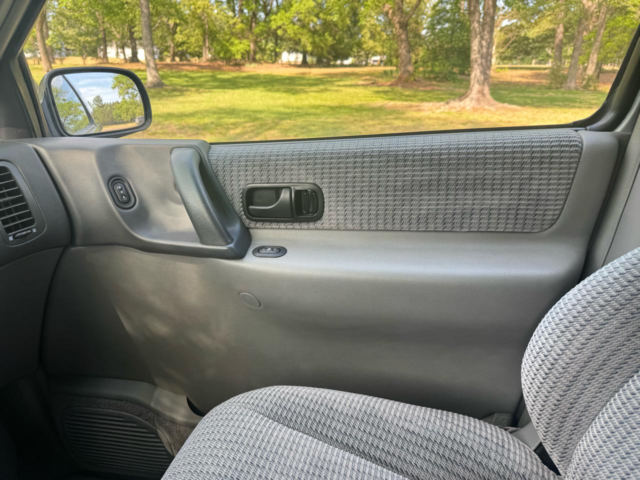 Mercury Villager Wagon 3dr LS 1995