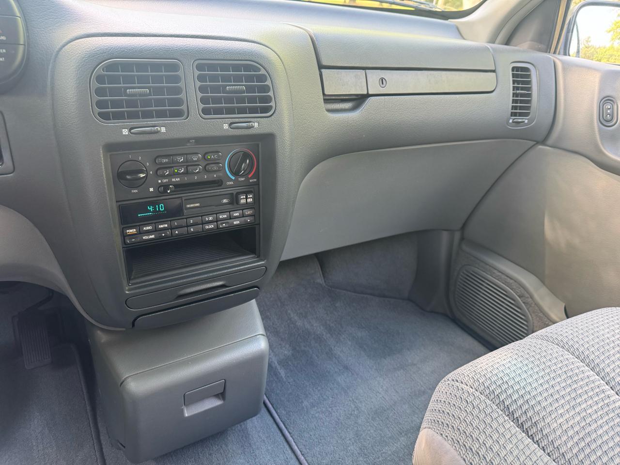 Mercury Villager Wagon 3dr LS 1995