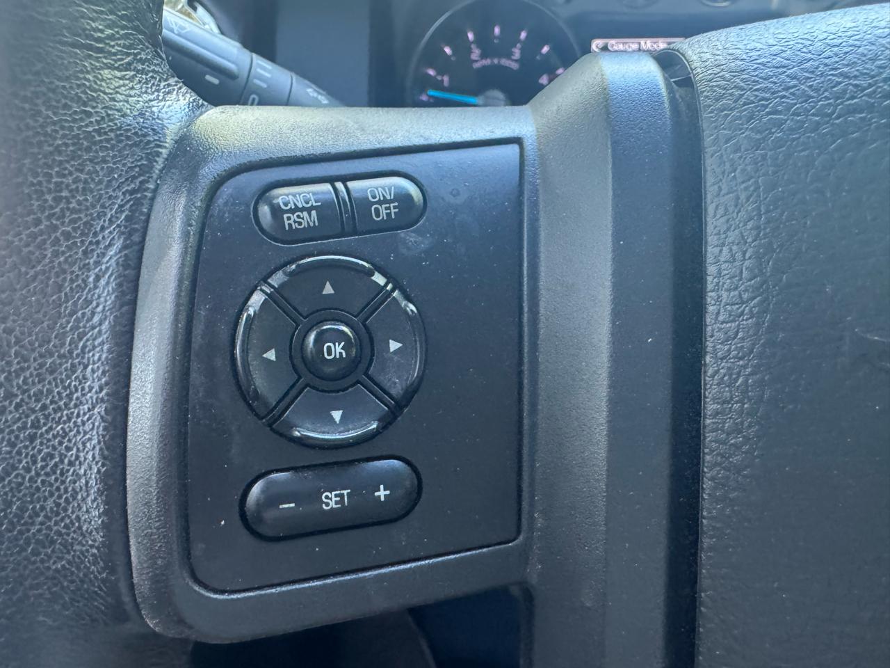 Ford Super Duty F-350 SRW 4WD Crew Cab 156" Platinum 2015