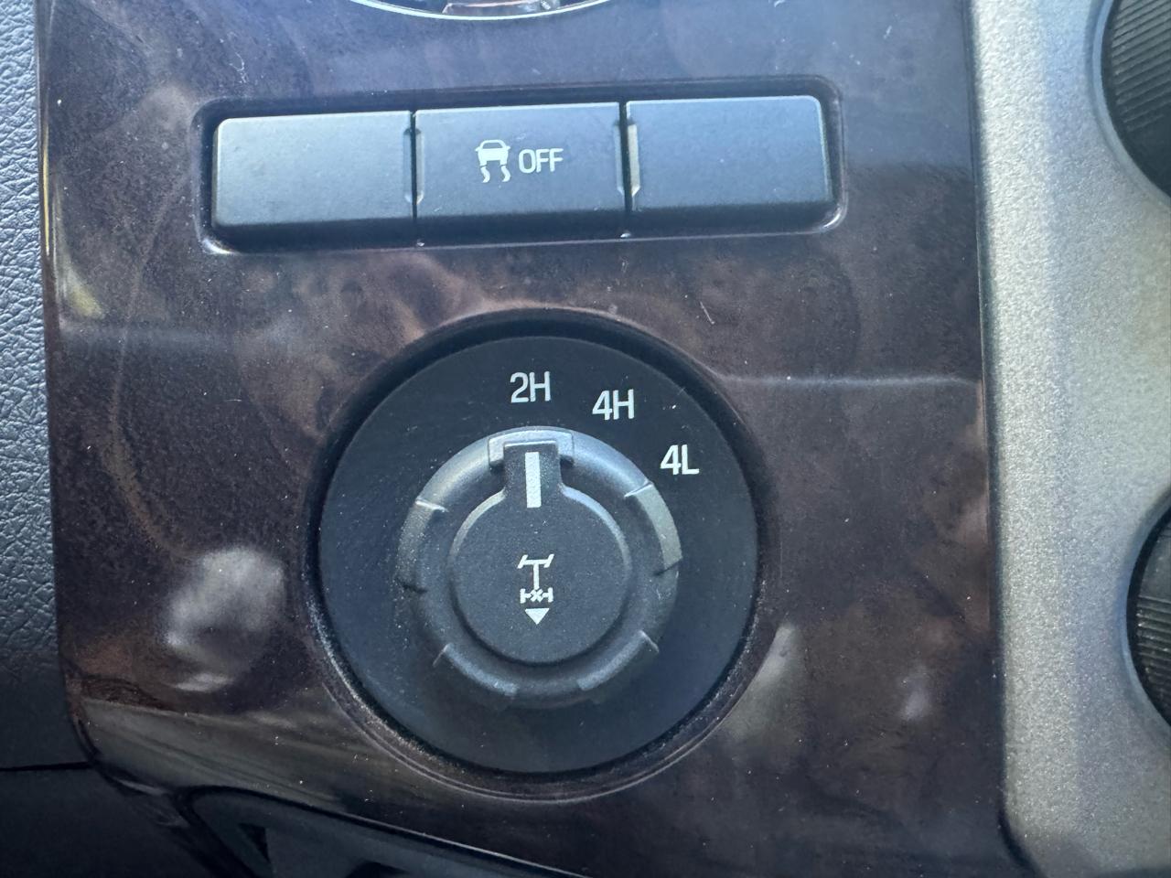 Ford Super Duty F-350 SRW 4WD Crew Cab 156" Platinum 2015