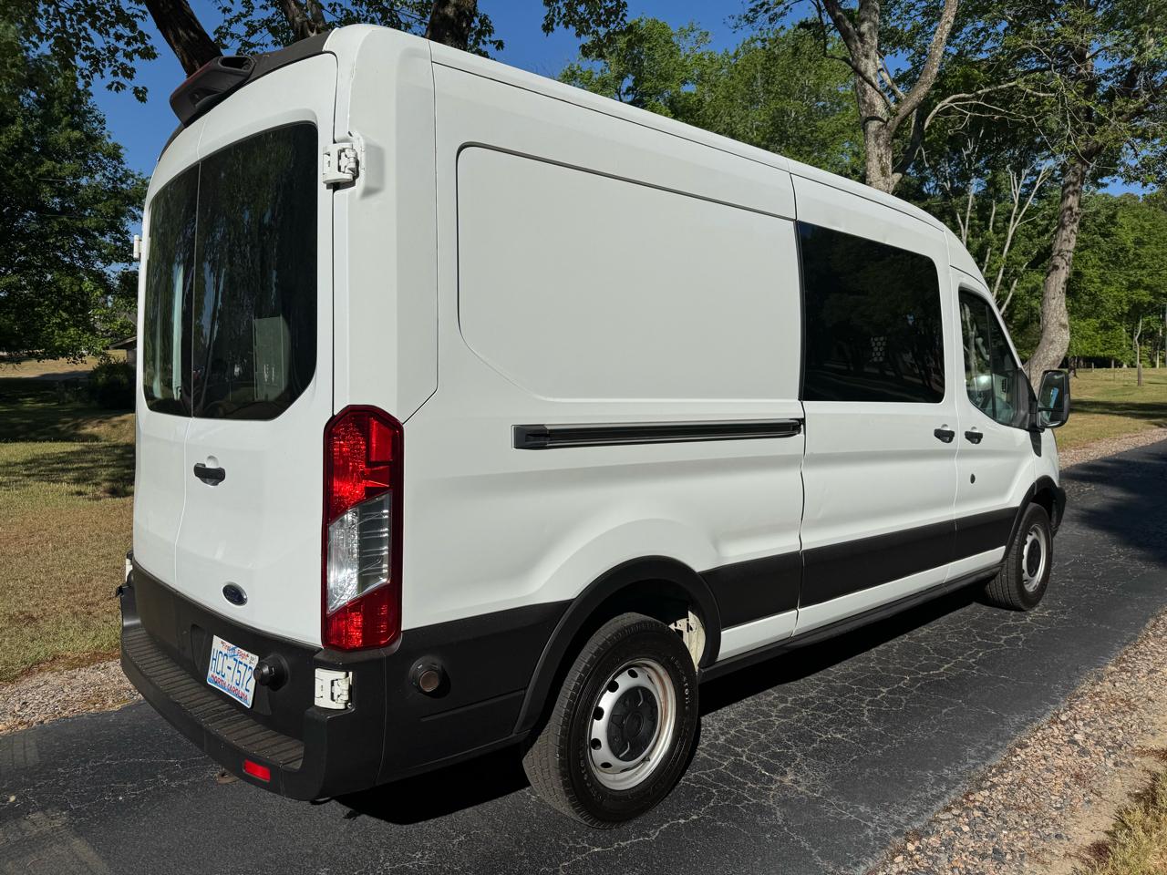 Ford Transit Van T-250 148" Med Rf 9000 GVWR Sliding RH Dr 2019