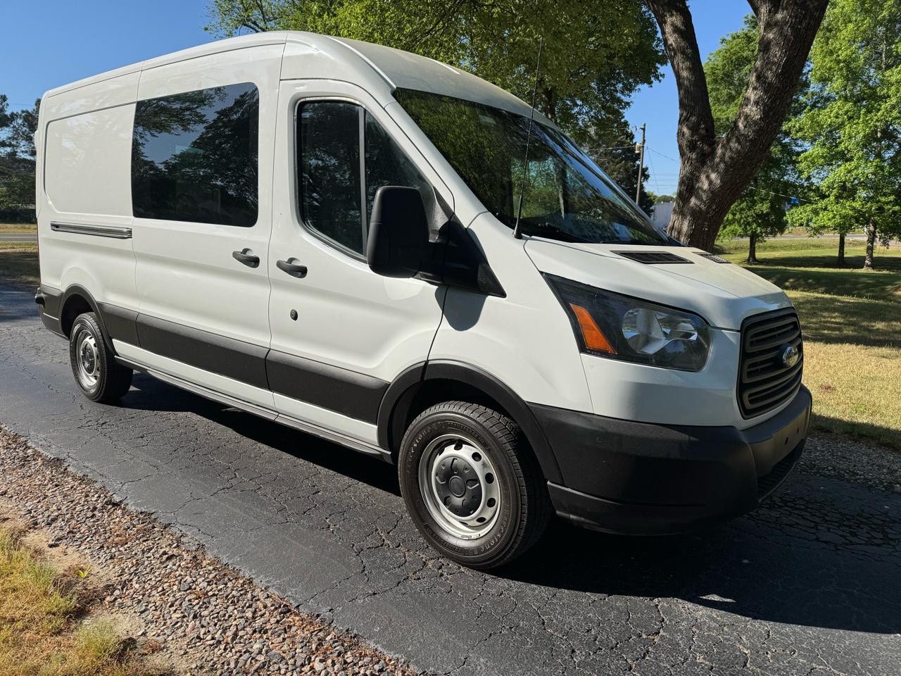 Ford Transit Van T-250 148" Med Rf 9000 GVWR Sliding RH Dr 2019