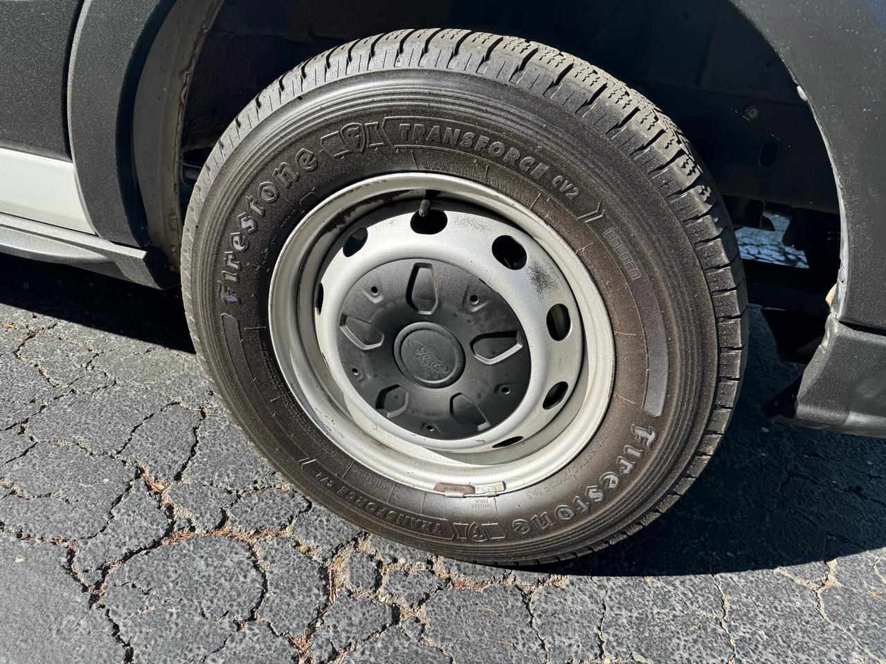 Ford Transit Van T-250 148" Med Rf 9000 GVWR Sliding RH Dr 2019