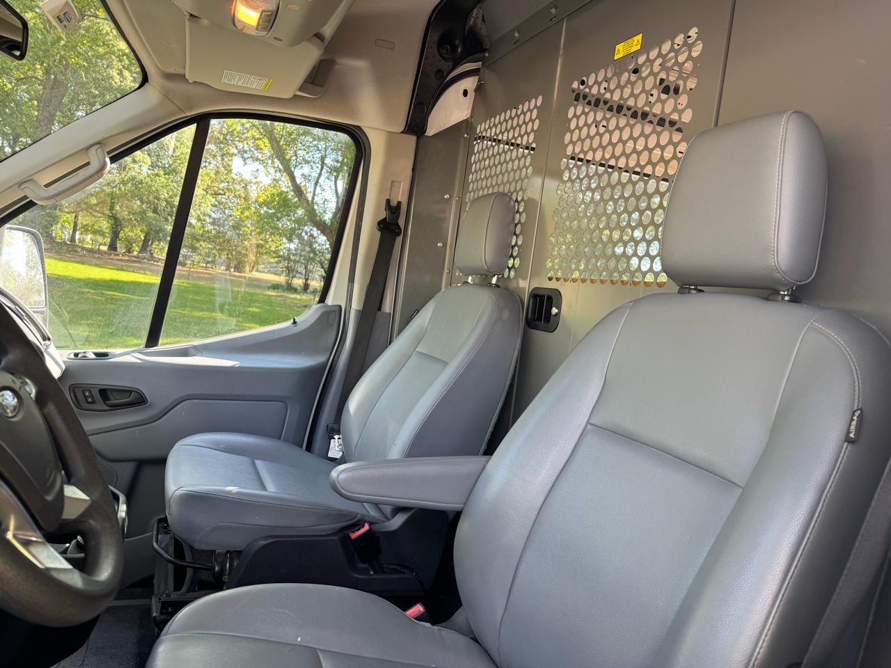 Ford Transit Van T-250 148" Med Rf 9000 GVWR Sliding RH Dr 2019