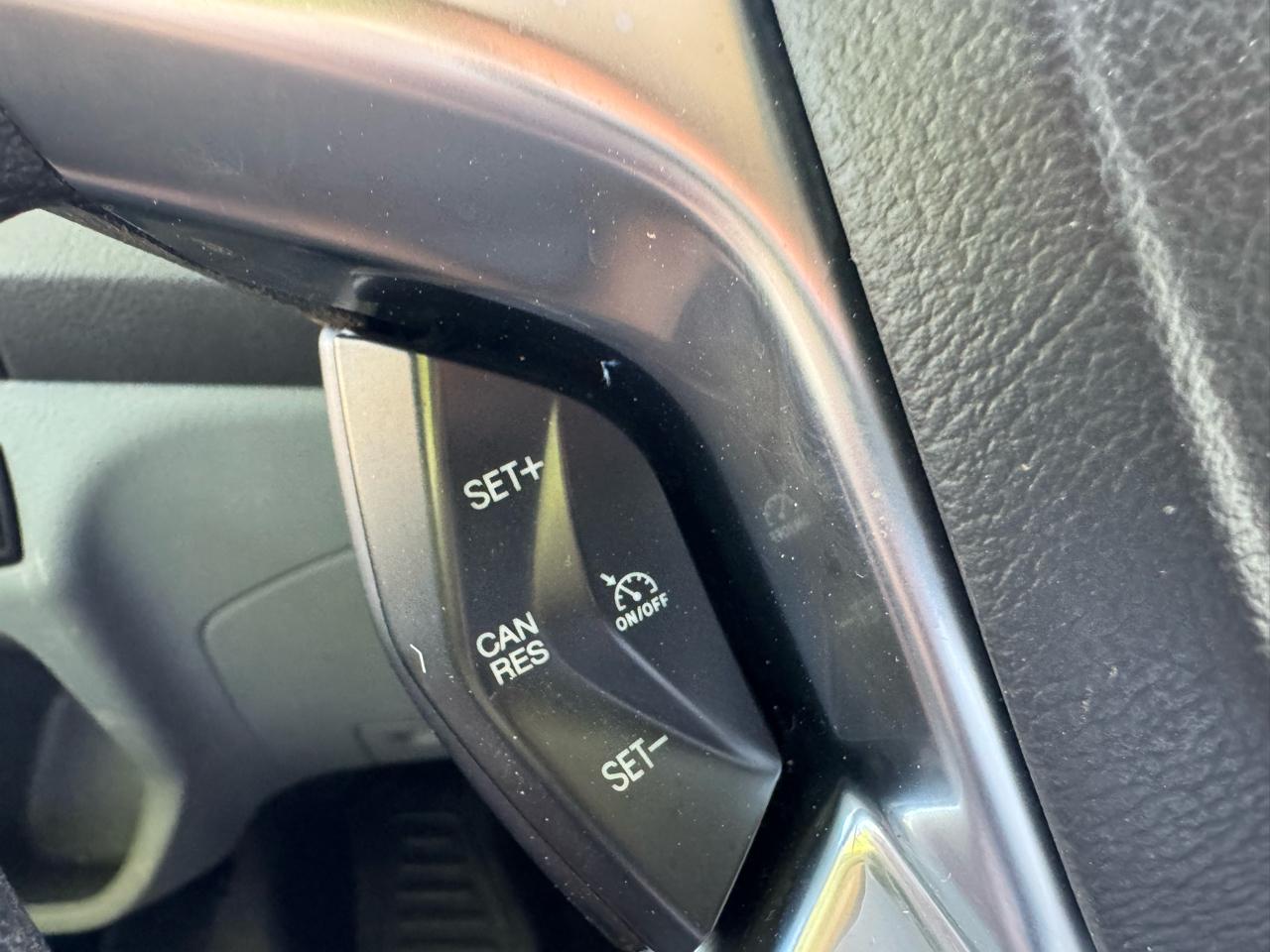 Ford Transit Van T-250 148" Med Rf 9000 GVWR Sliding RH Dr 2019