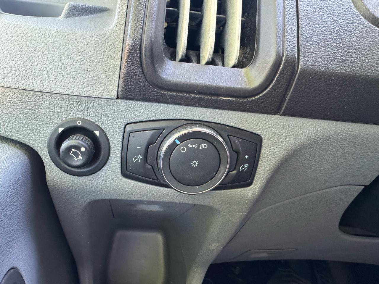 Ford Transit Van T-250 148" Med Rf 9000 GVWR Sliding RH Dr 2019