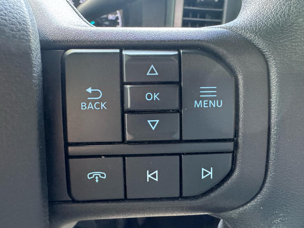 Ford Super Duty F-550 DRW XL 4WD Reg Cab 205" WB 120" CA 2025