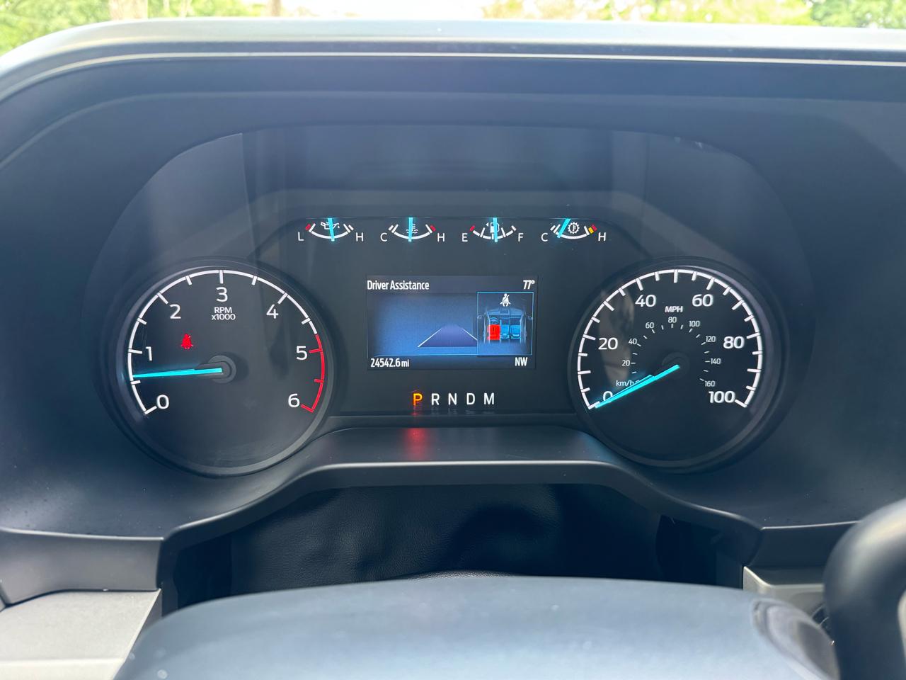 Ford Super Duty F-550 DRW XL 4WD Reg Cab 205" WB 120" CA 2025