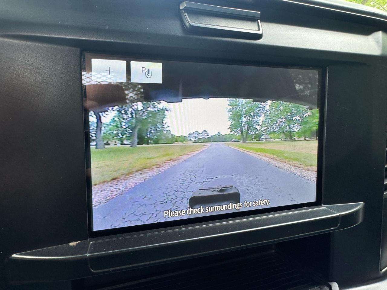 Ford Super Duty F-550 DRW XL 4WD Reg Cab 205" WB 120" CA 2025