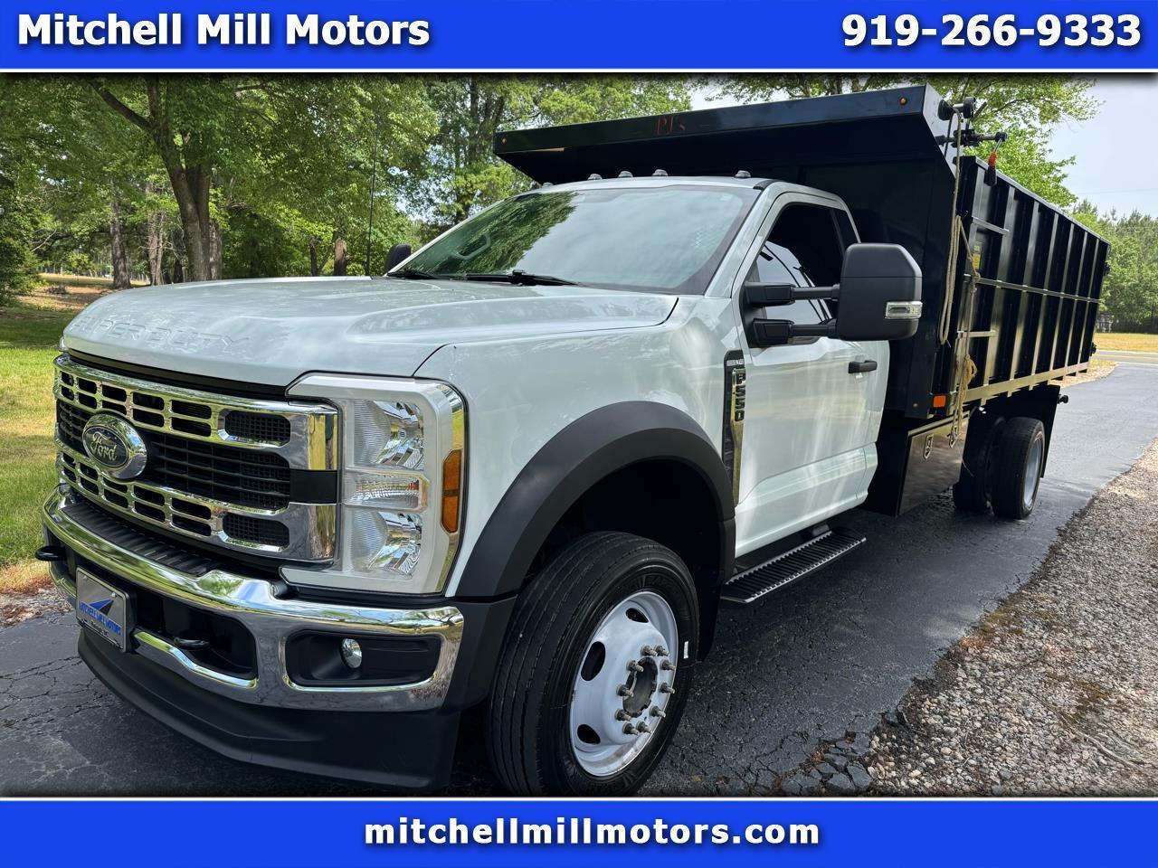 Ford Super Duty F-550 DRW XL 4WD Reg Cab 205" WB 120" CA 2025