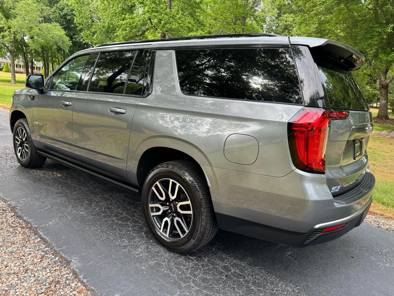 GMC Yukon XL 4WD 4dr AT4 2021