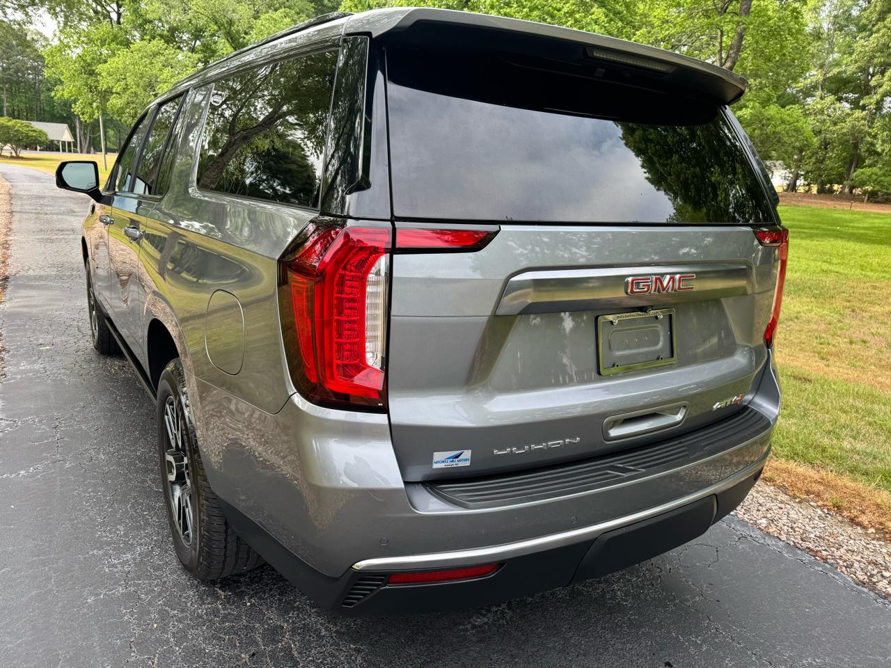 GMC Yukon XL 4WD 4dr AT4 2021