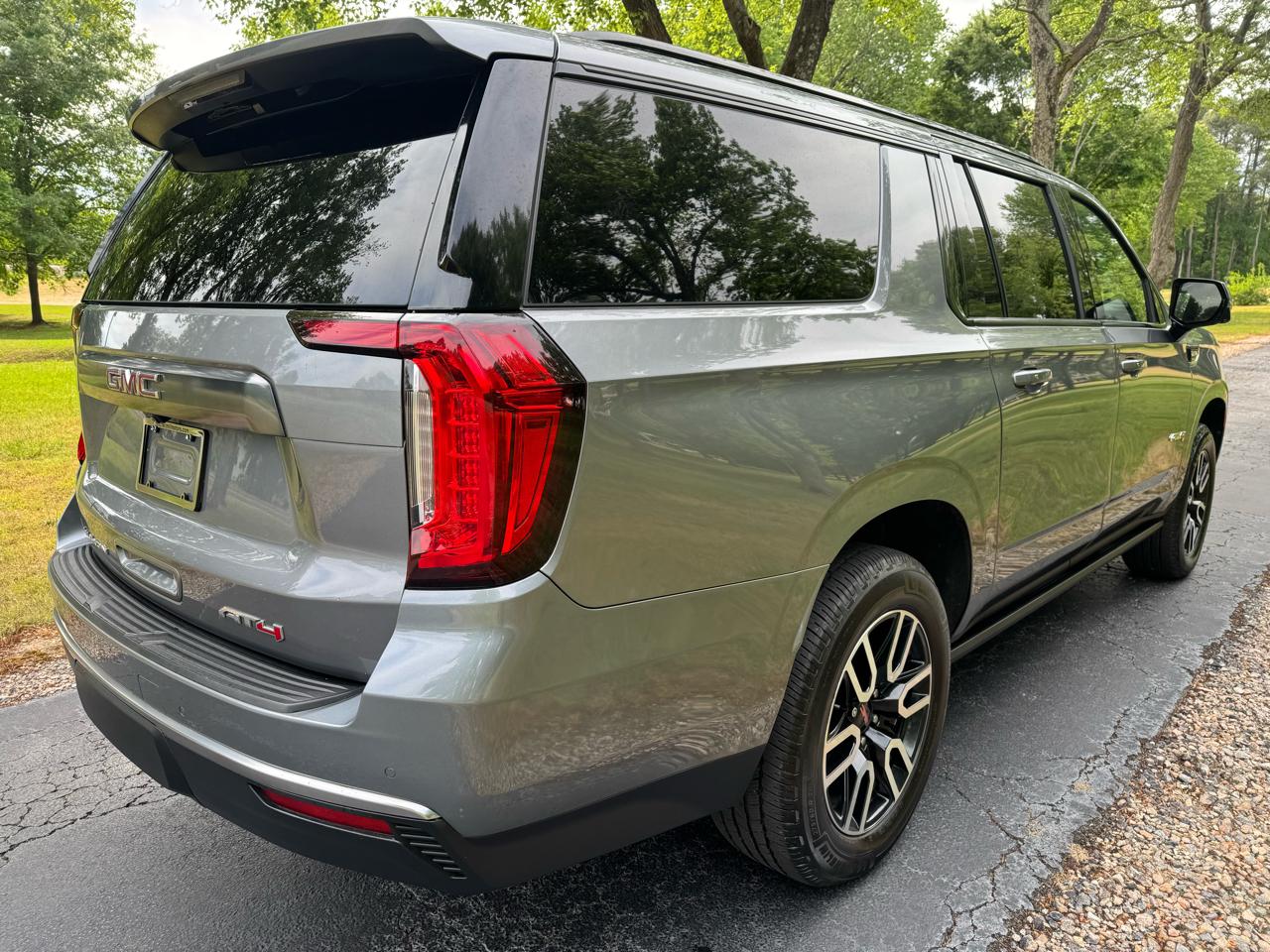 GMC Yukon XL 4WD 4dr AT4 2021