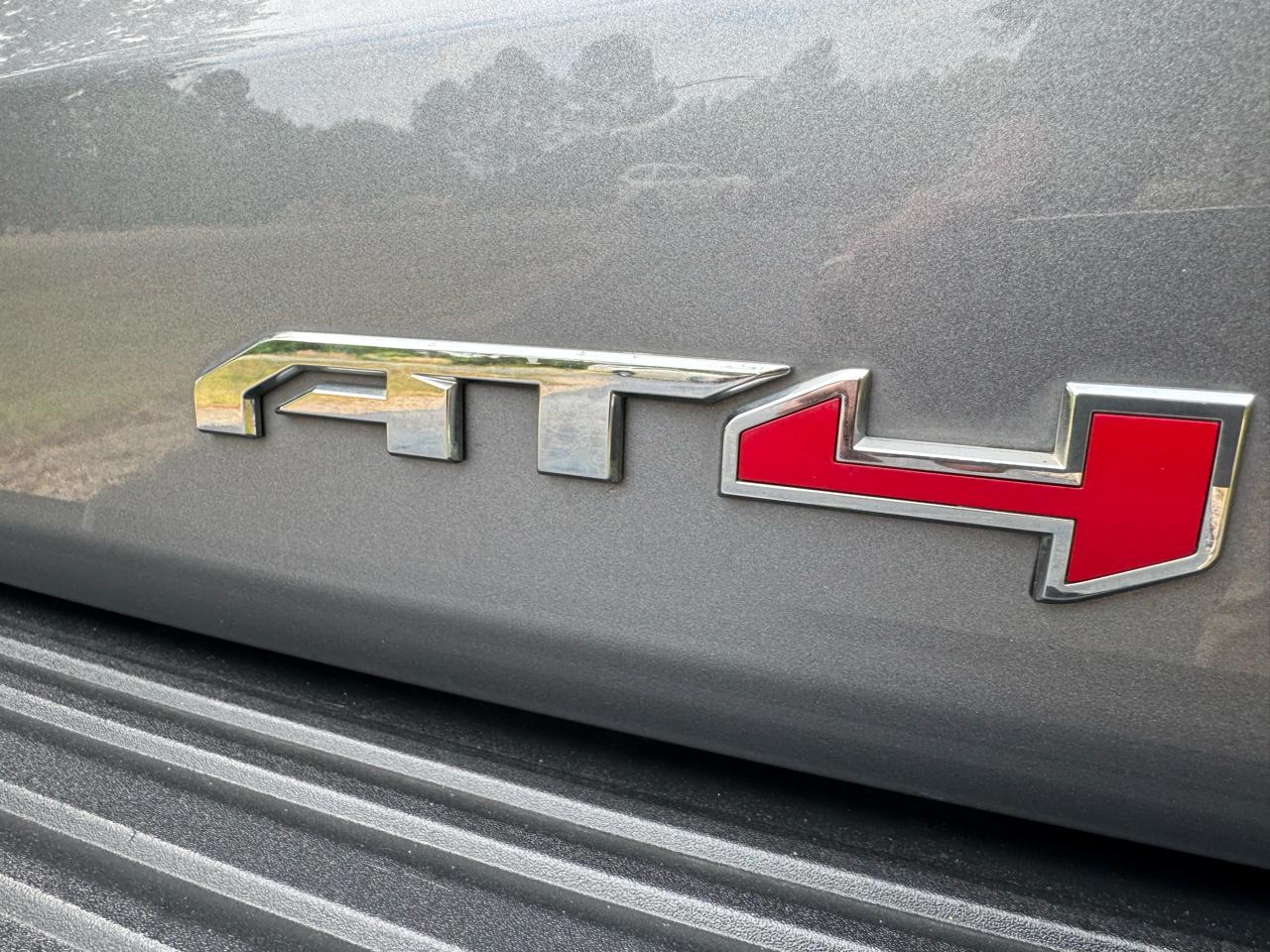 GMC Yukon XL 4WD 4dr AT4 2021