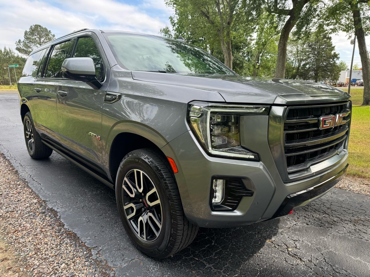 GMC Yukon XL 4WD 4dr AT4 2021