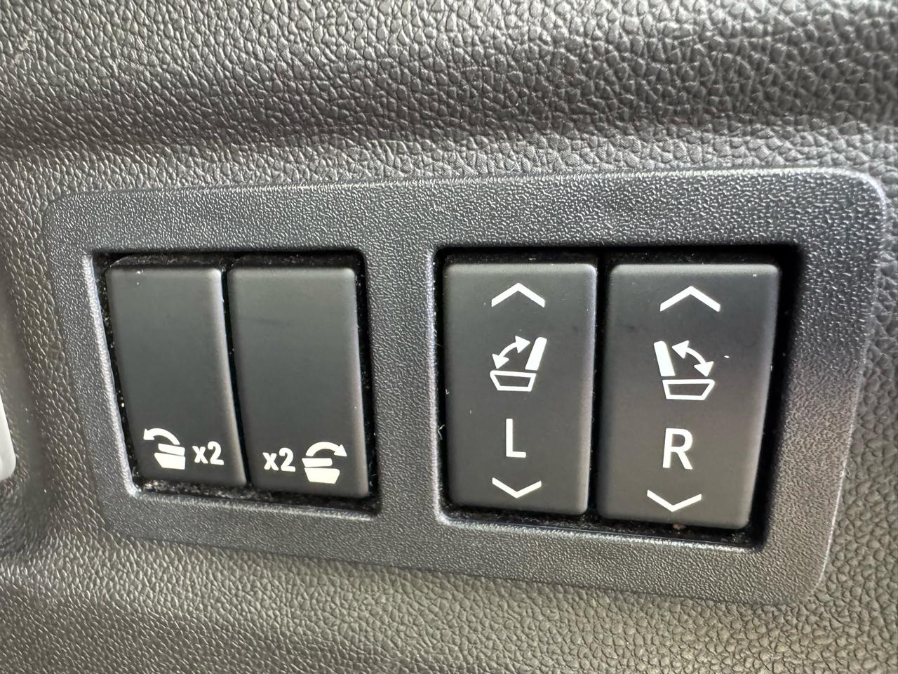 GMC Yukon XL 4WD 4dr AT4 2021