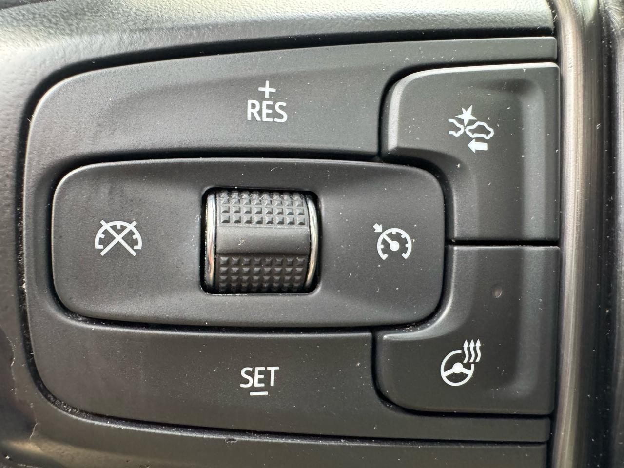 GMC Yukon XL 4WD 4dr AT4 2021