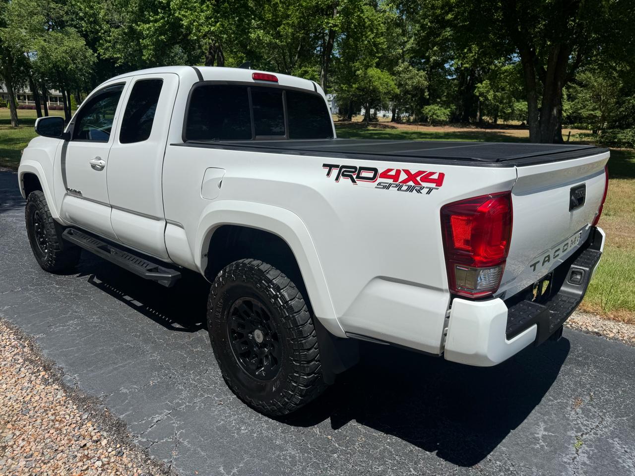 Toyota Tacoma 4WD Access Cab V6 AT TRD Sport (Natl) 2016