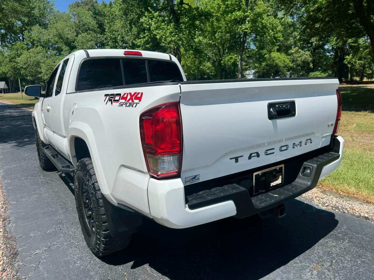 Toyota Tacoma 4WD Access Cab V6 AT TRD Sport (Natl) 2016