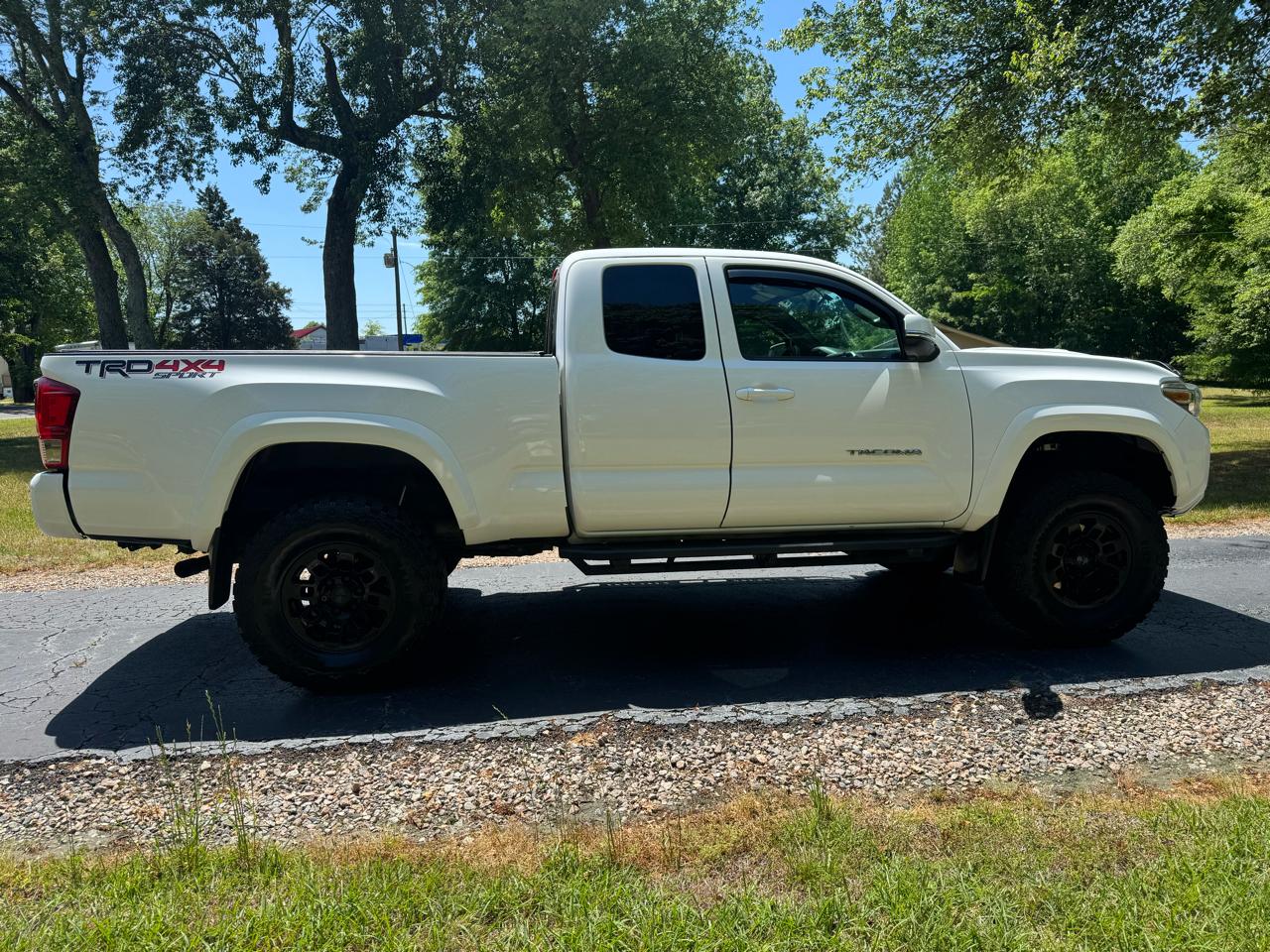 Toyota Tacoma 4WD Access Cab V6 AT TRD Sport (Natl) 2016