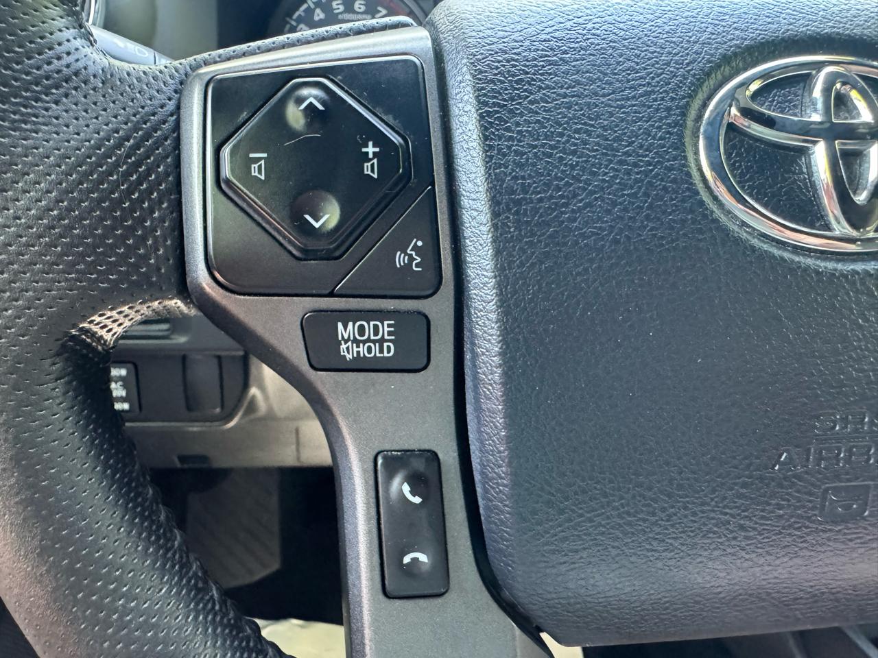 Toyota Tacoma 4WD Access Cab V6 AT TRD Sport (Natl) 2016