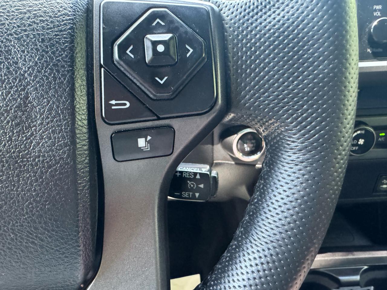 Toyota Tacoma 4WD Access Cab V6 AT TRD Sport (Natl) 2016