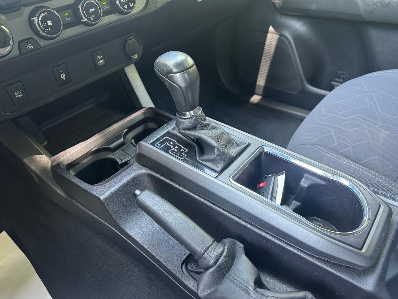 Toyota Tacoma 4WD Access Cab V6 AT TRD Sport (Natl) 2016