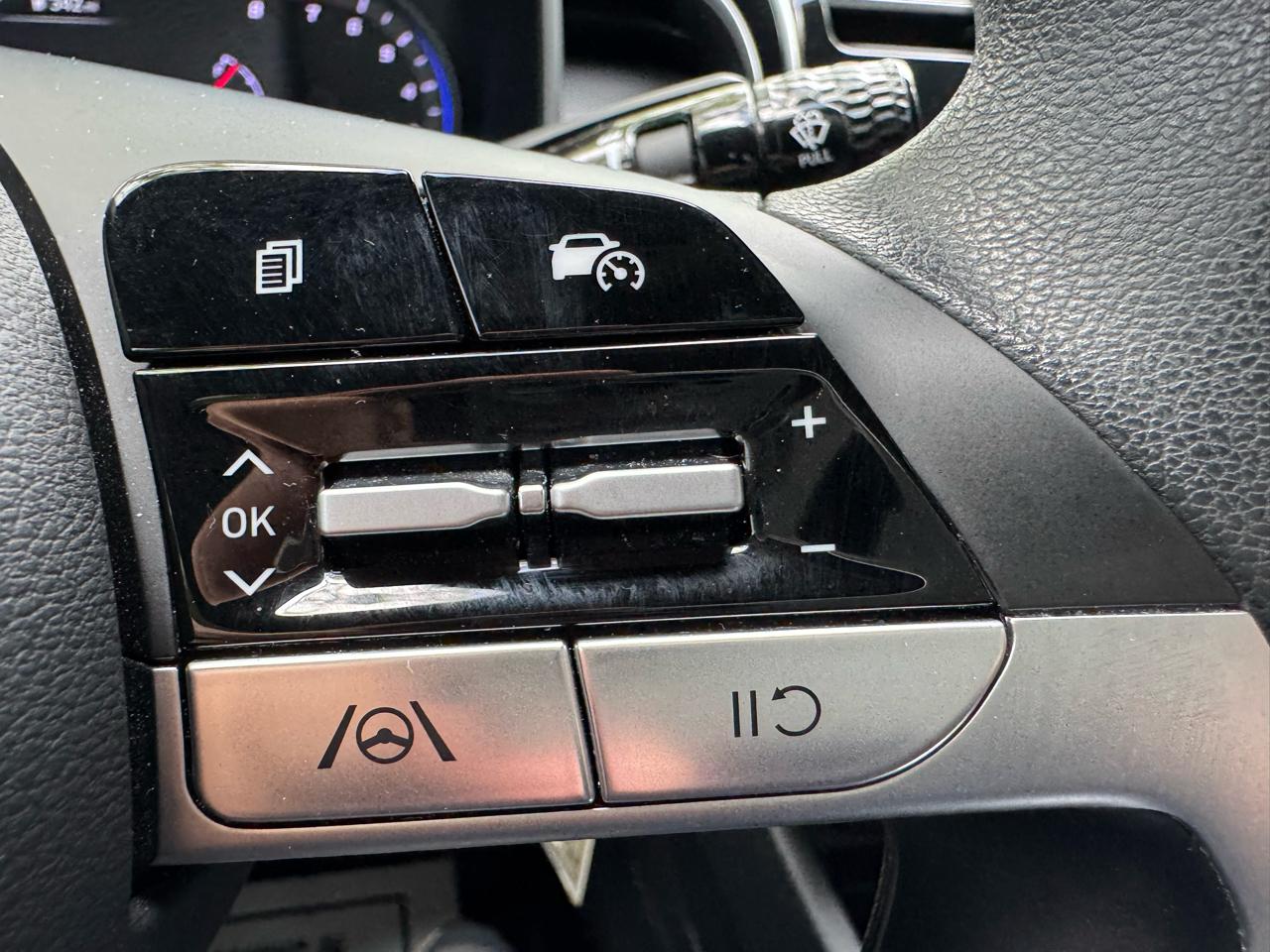 Hyundai Santa Cruz SE FWD 2023