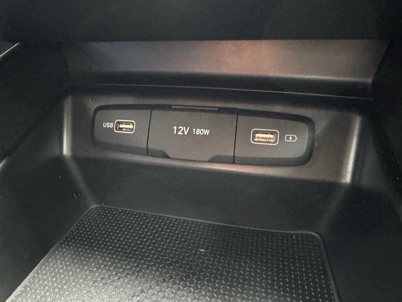 Hyundai Santa Cruz SE FWD 2023