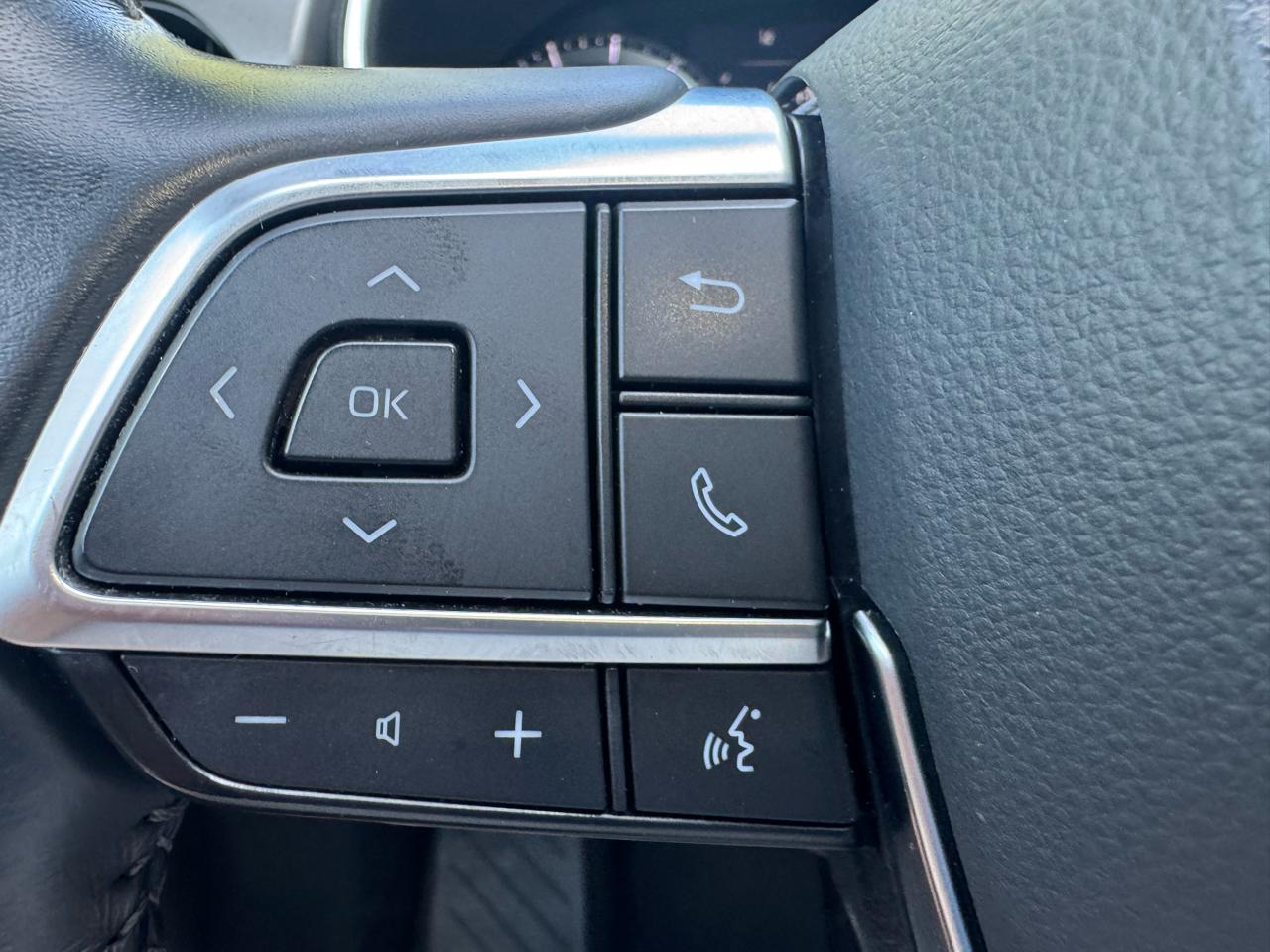 Toyota Highlander XLE 2021