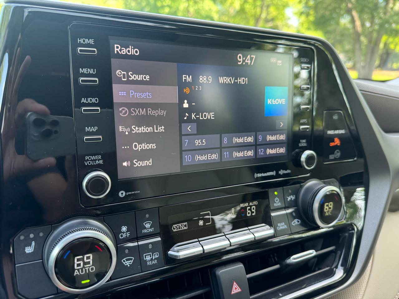 Toyota Highlander XLE 2021