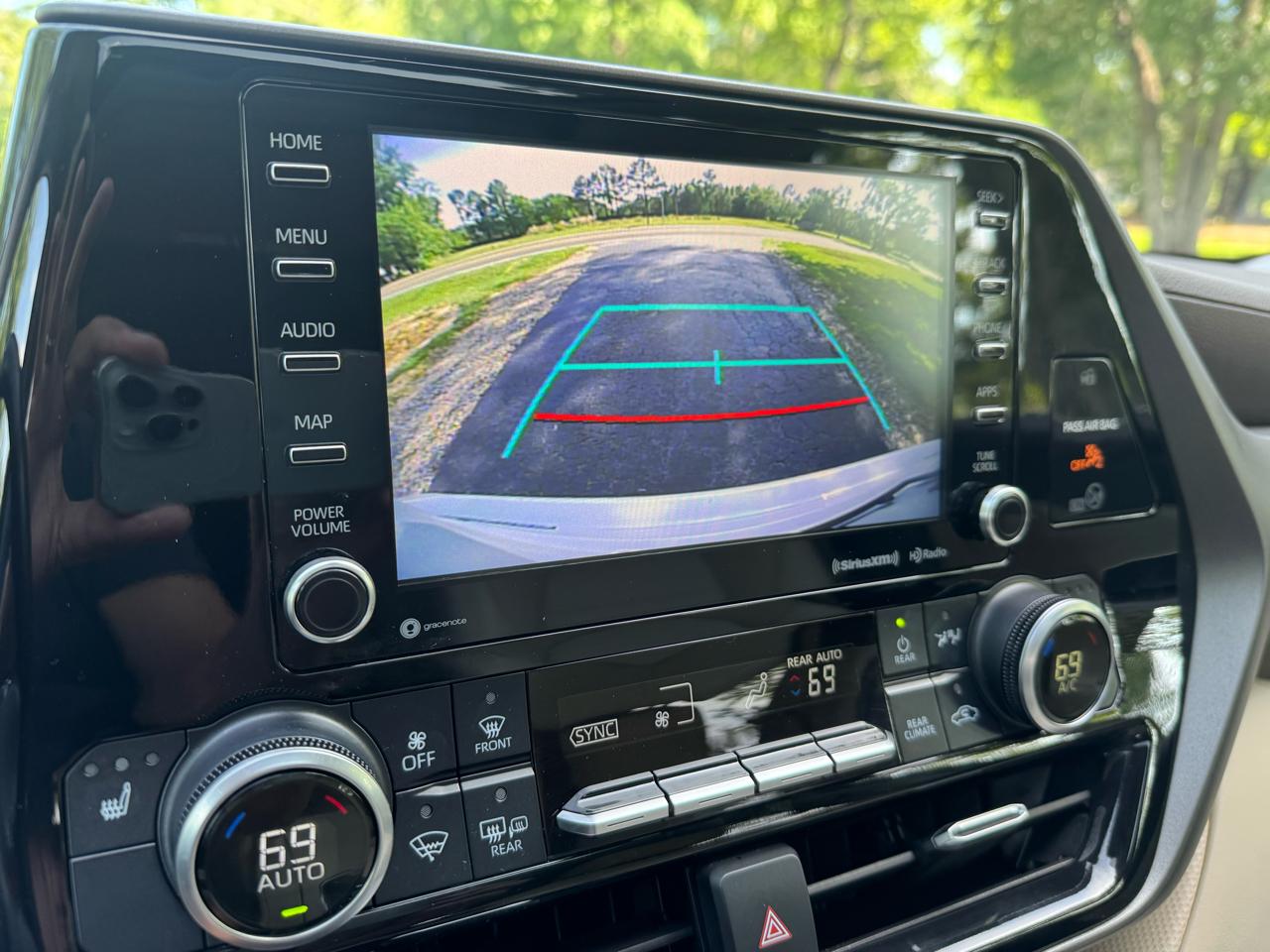 Toyota Highlander XLE 2021