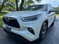 2021 Toyota Highlander 