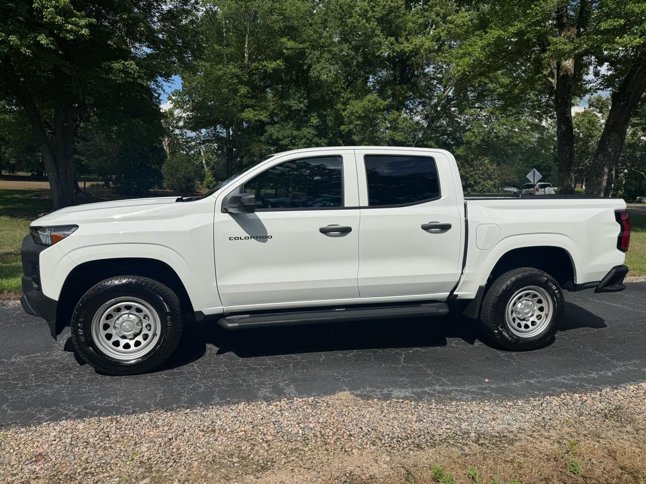 Chevrolet Colorado 2WD Crew Cab WT 2023