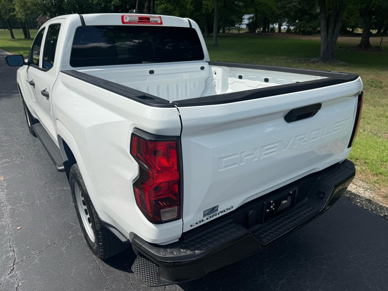 Chevrolet Colorado 2WD Crew Cab WT 2023