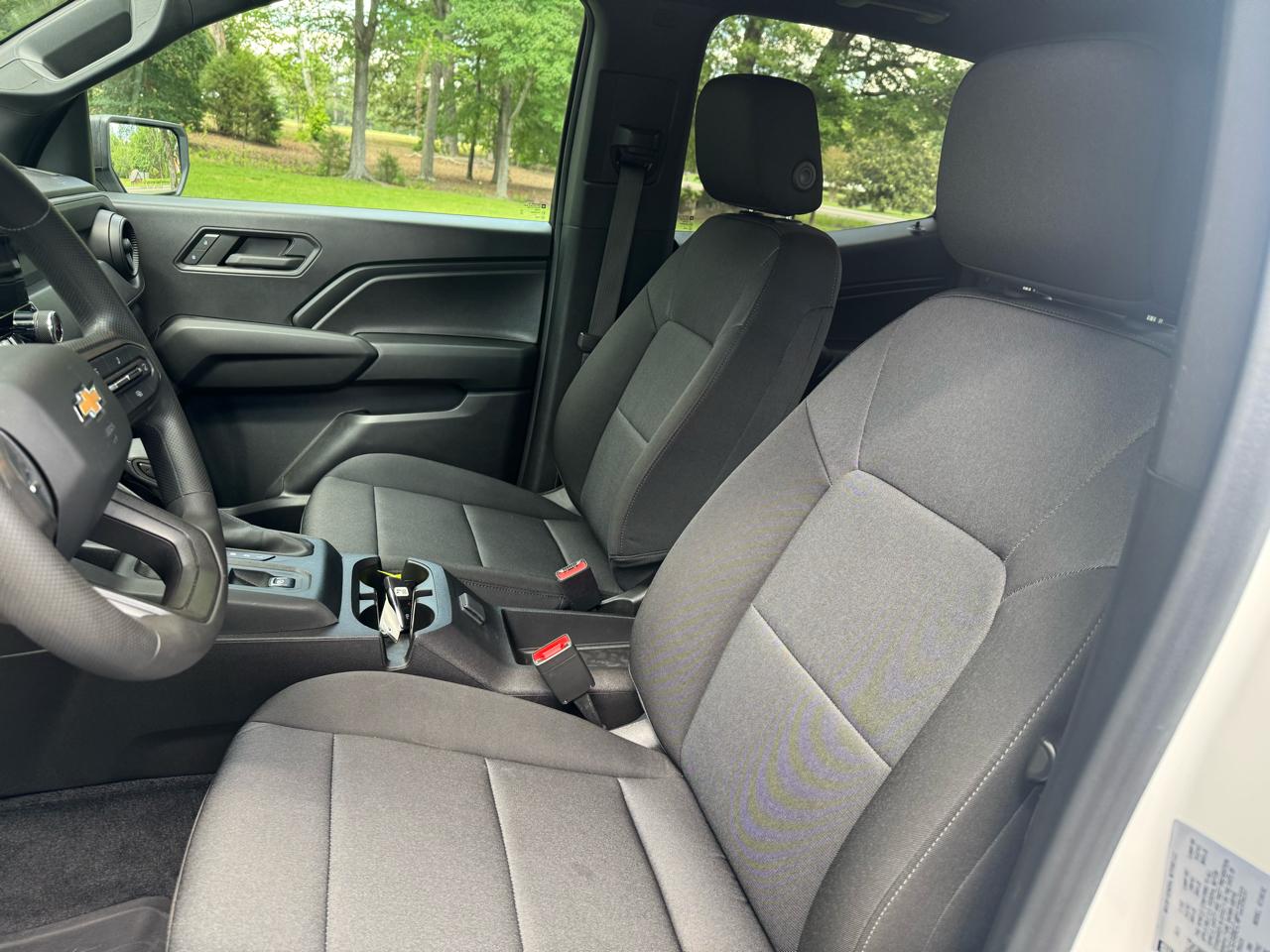 Chevrolet Colorado 2WD Crew Cab WT 2023