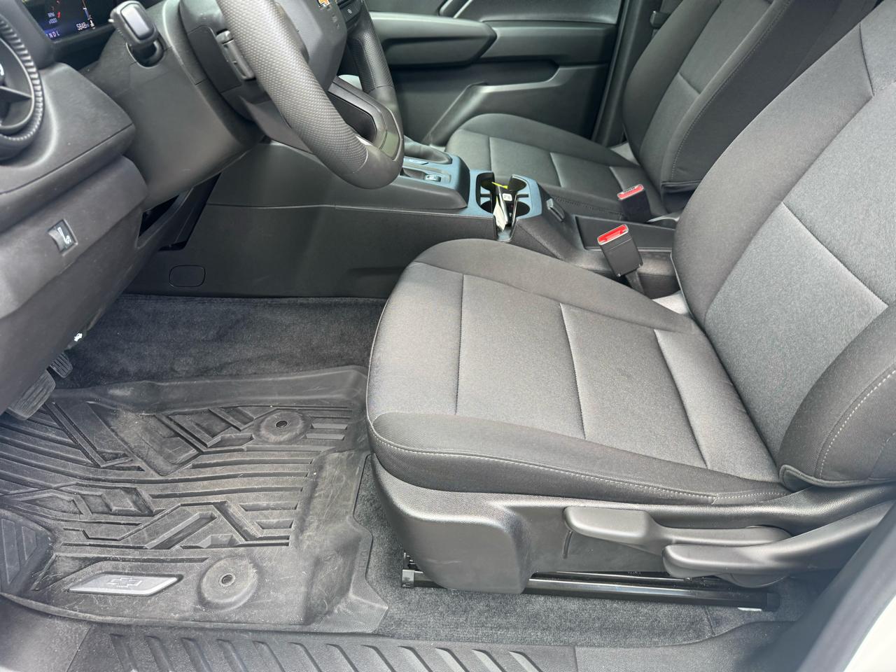Chevrolet Colorado 2WD Crew Cab WT 2023