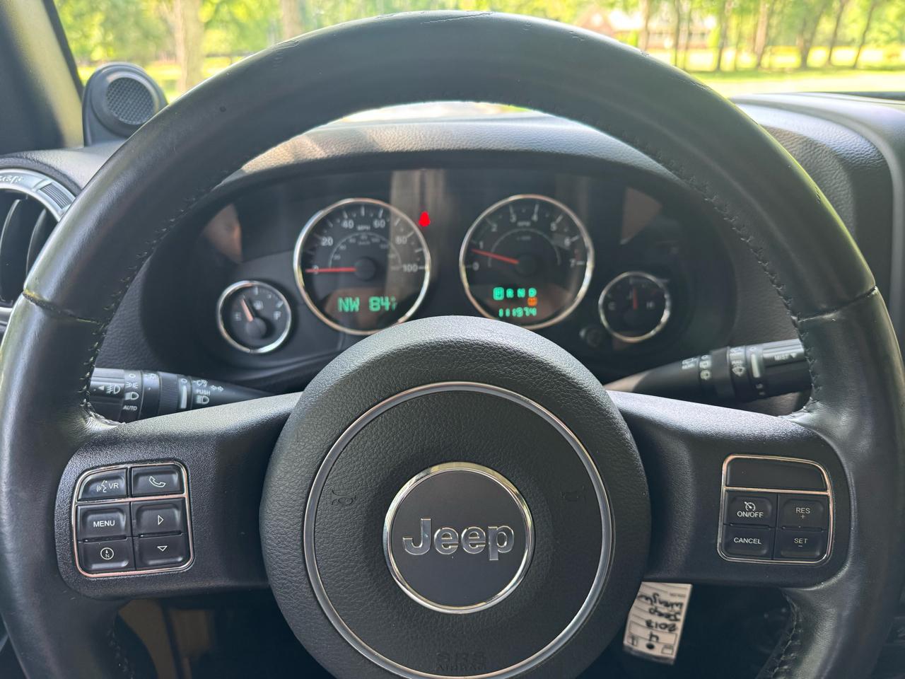 Jeep Wrangler Unlimited 4WD 4dr Sahara 2013