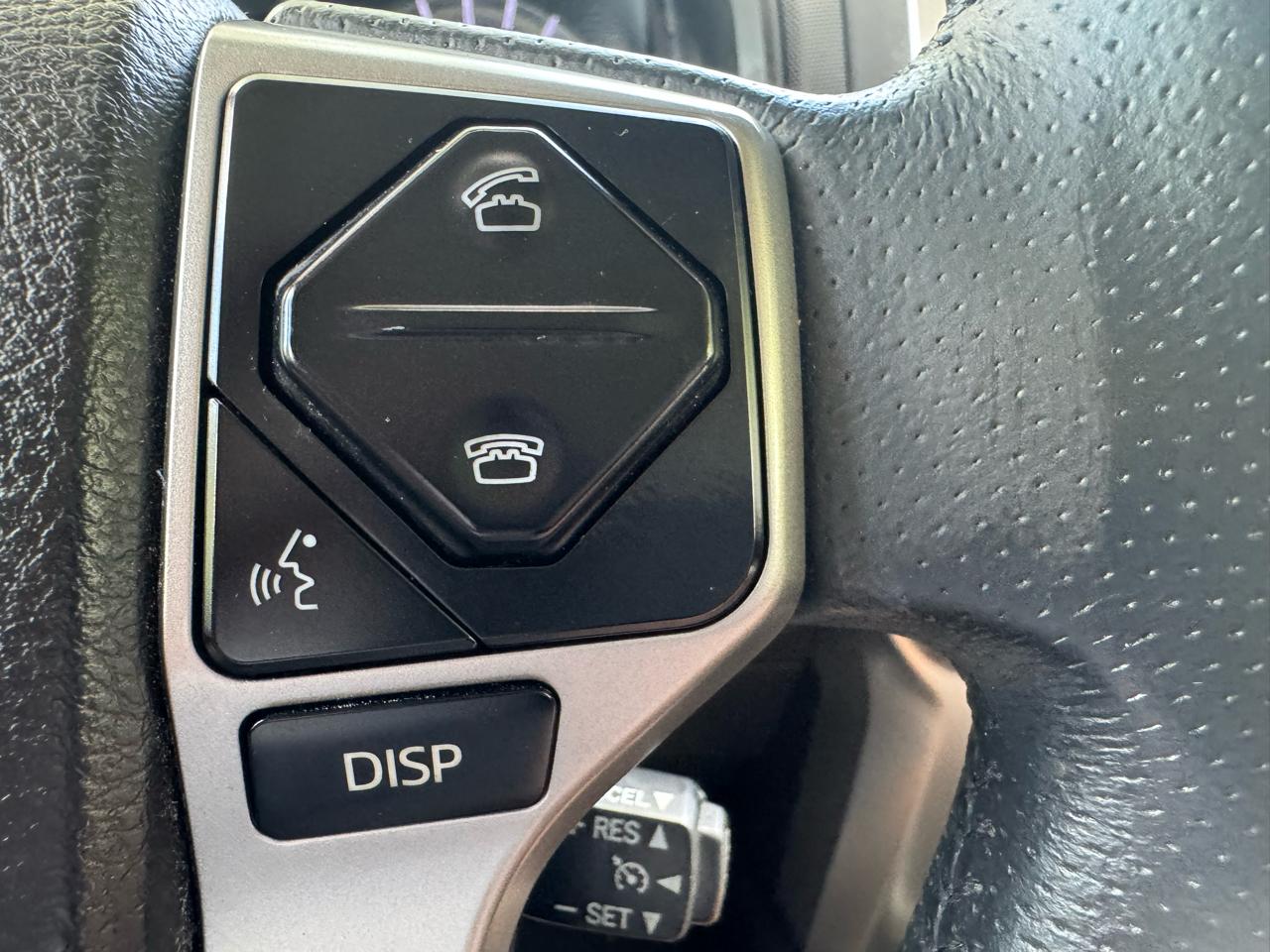 Toyota 4Runner Limited 4WD (Natl) 2017