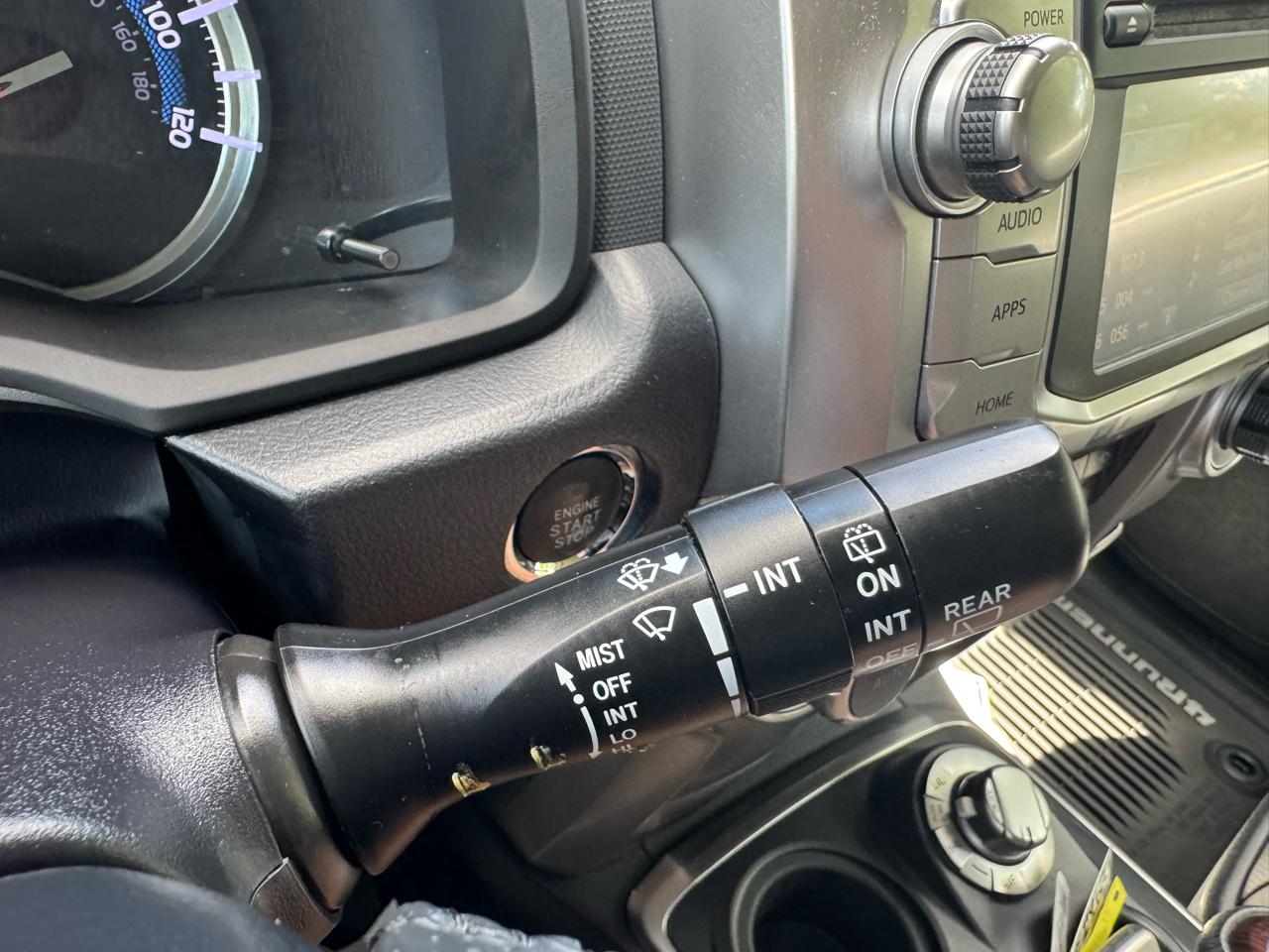 Toyota 4Runner Limited 4WD (Natl) 2017