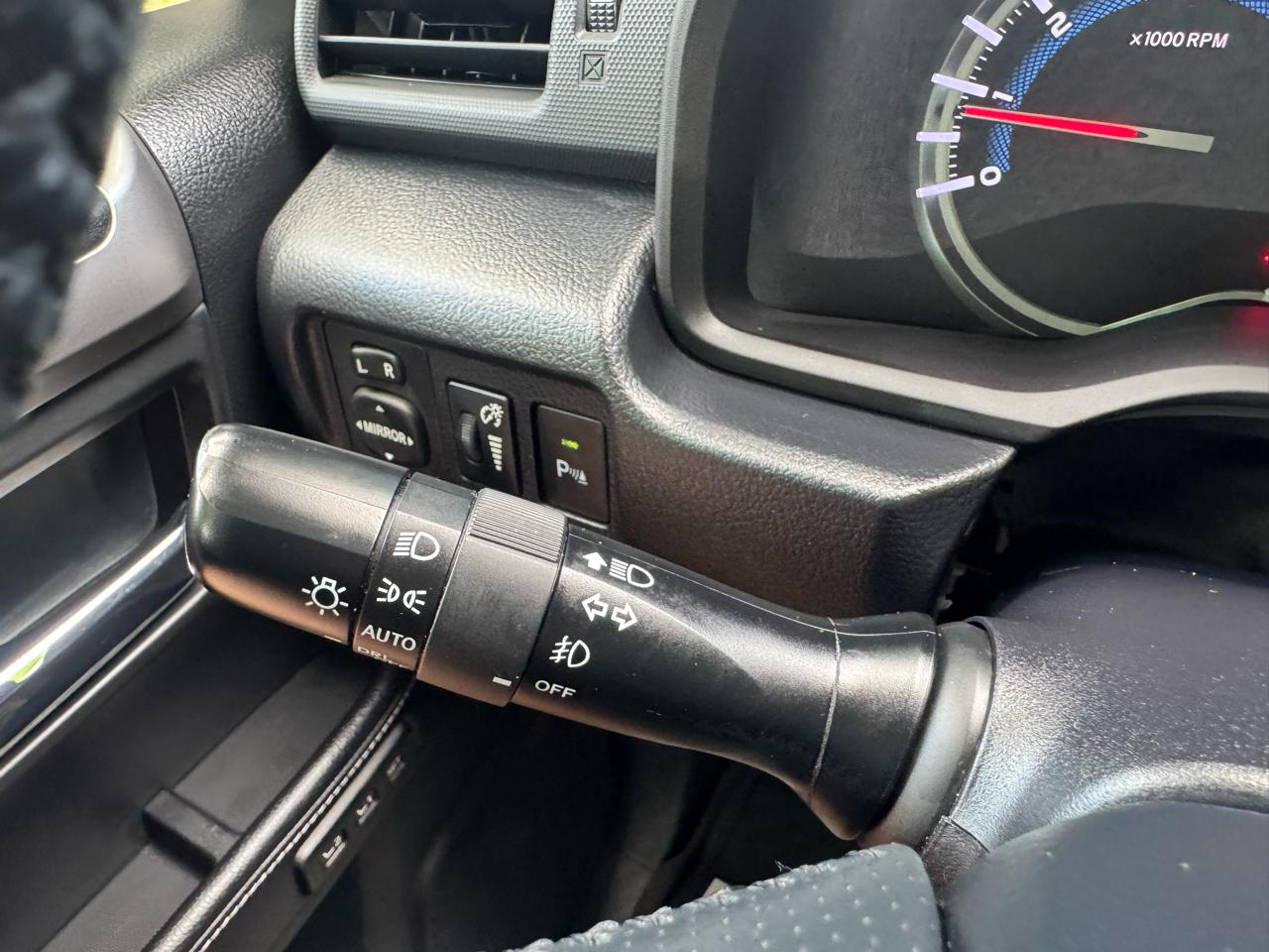 Toyota 4Runner Limited 4WD (Natl) 2017