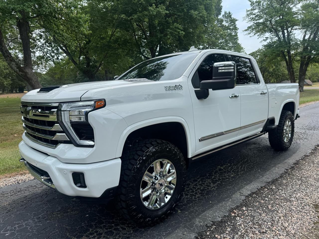 Chevrolet Silverado 2500HD 4WD Crew Cab 159" High Country 2024