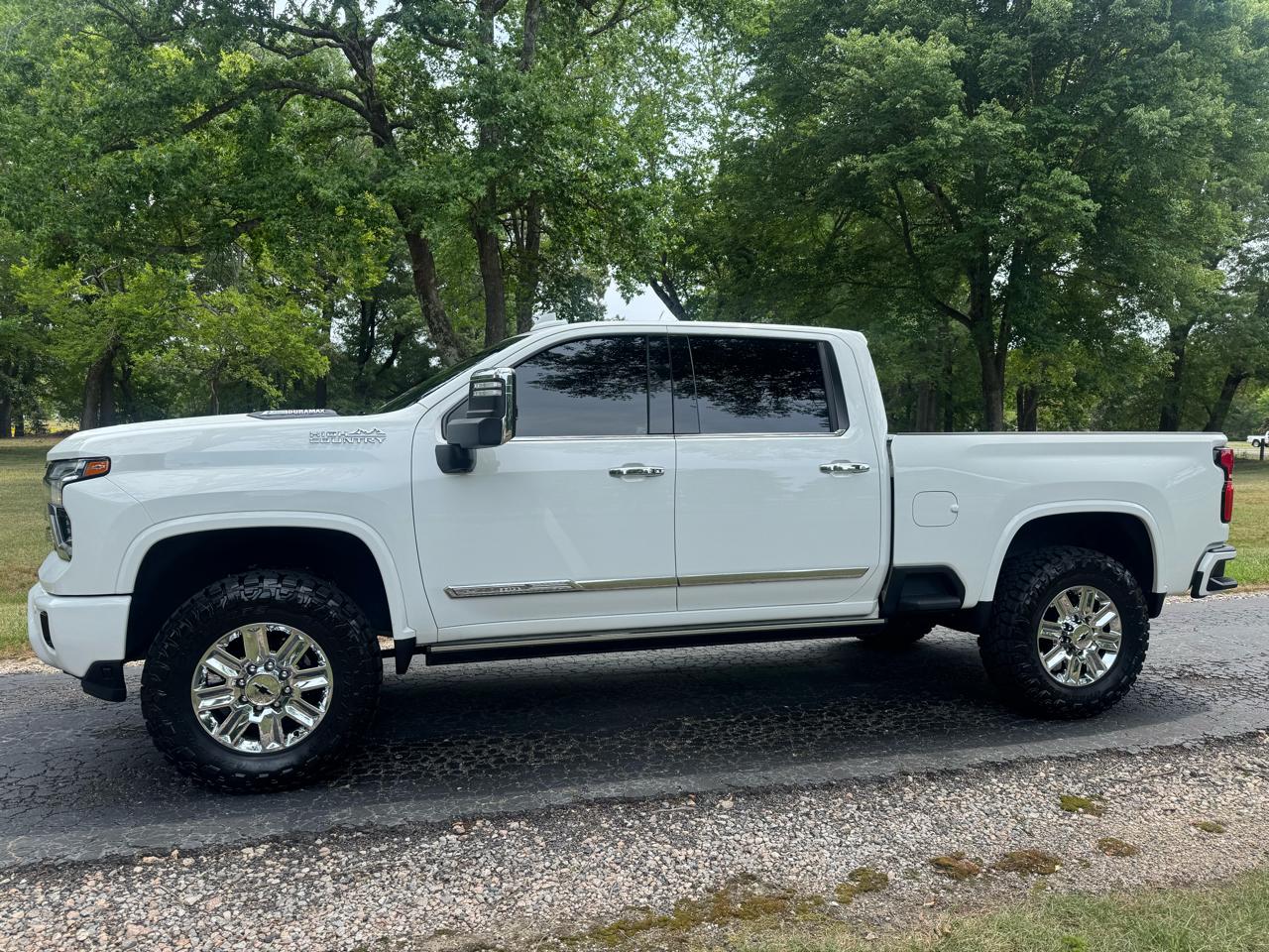 Chevrolet Silverado 2500HD 4WD Crew Cab 159" High Country 2024