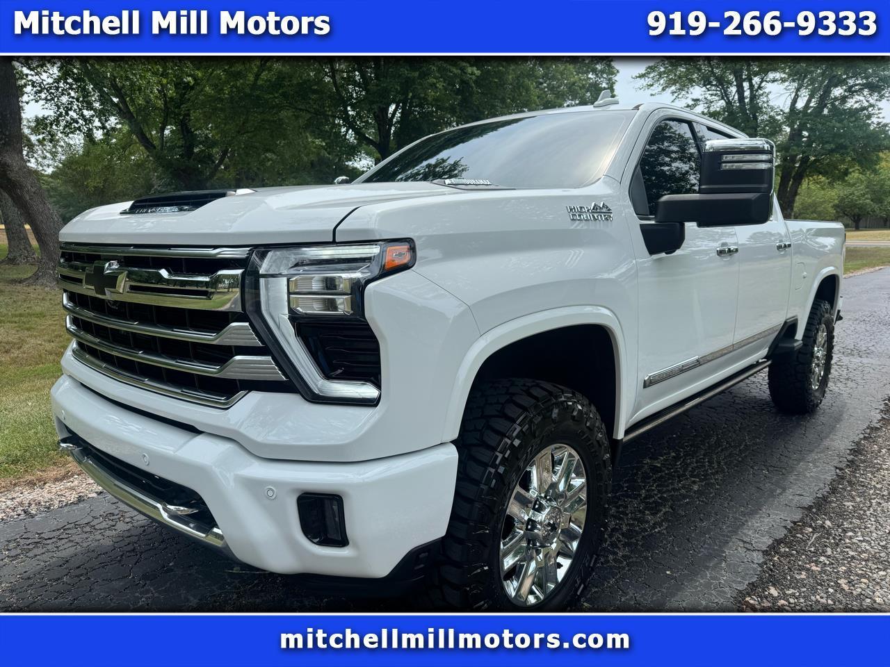 Chevrolet Silverado 2500HD 4WD Crew Cab 159" High Country 2024