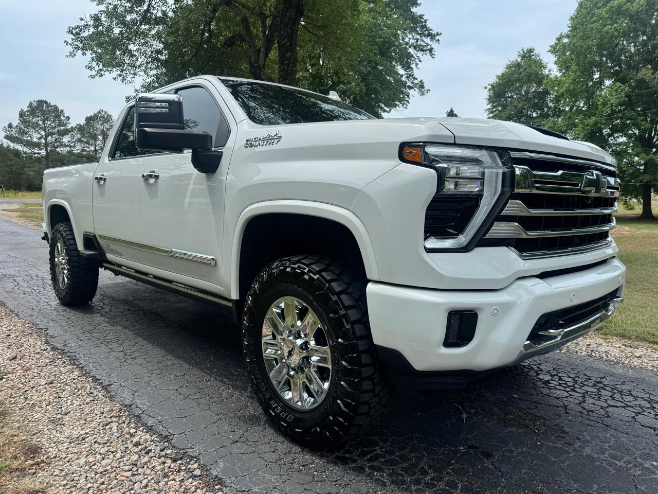 Chevrolet Silverado 2500HD 4WD Crew Cab 159" High Country 2024