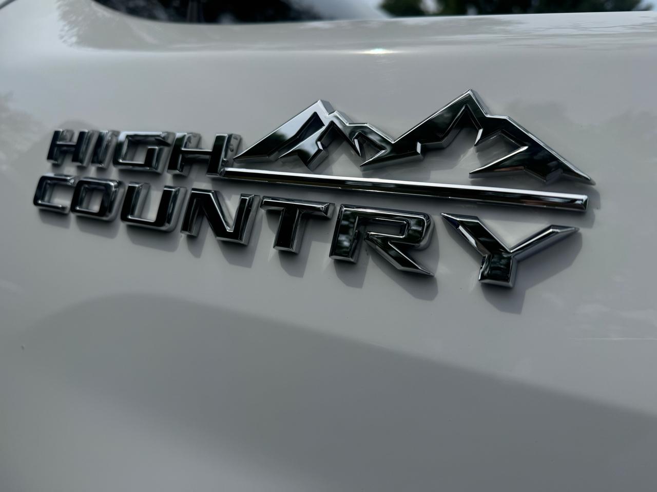 Chevrolet Silverado 2500HD 4WD Crew Cab 159" High Country 2024